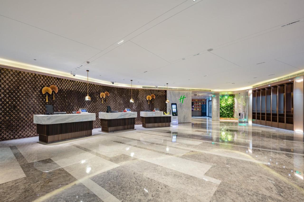 Holiday Inn Shanghai Huaxia By Ihg - Overlooking City Scenery At Sky View Restaurant Zewnętrze zdjęcie