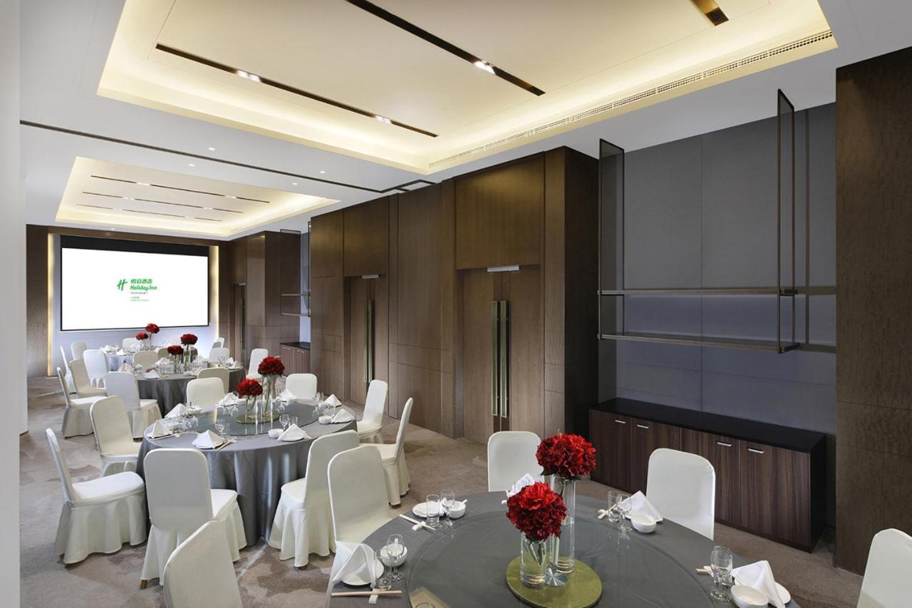 Holiday Inn Shanghai Huaxia By Ihg - Overlooking City Scenery At Sky View Restaurant Zewnętrze zdjęcie